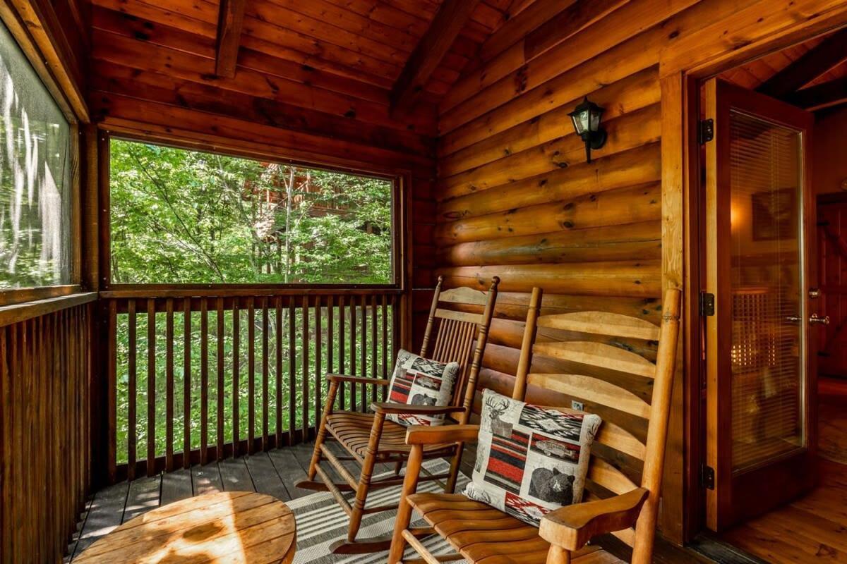 Villa Quaint & Secluded Near Dollywood With Bbq&Hot Tub Pigeon Forge Esterno foto
